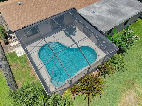 1070 Cedar Creek Way Davie FL 33325