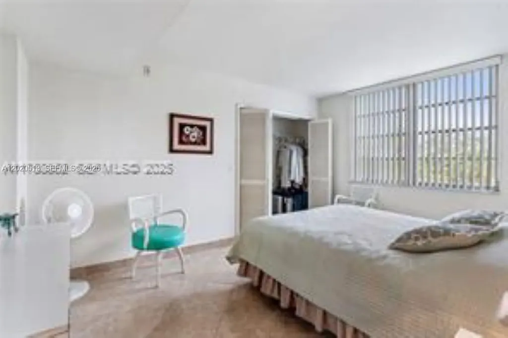 3800 Oaks Clubhouse Drive Pompano Beach FL 33069