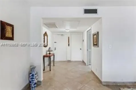 3800 Oaks Clubhouse Drive Pompano Beach FL 33069