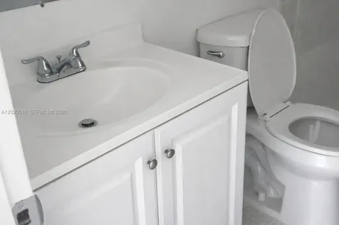 496 NW 165th Miami FL 33169