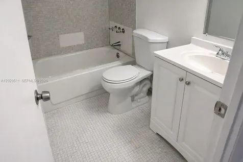 496 NW 165th Miami FL 33169