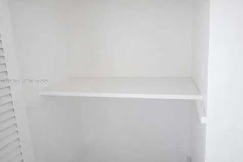 496 NW 165th Miami FL 33169