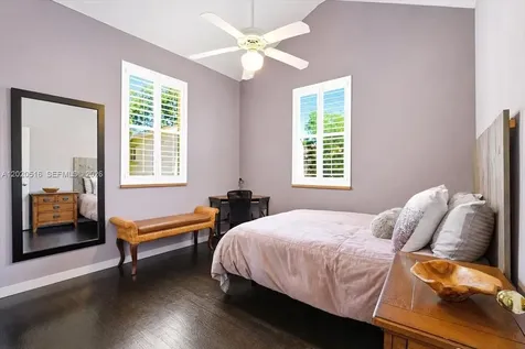 2917 Jackson Avenue Miami FL 33133