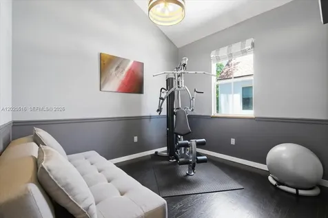 2917 Jackson Avenue Miami FL 33133