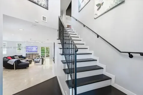 2917 Jackson Avenue Miami FL 33133