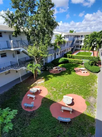 13700 NE 6th Avenue North Miami FL 33161