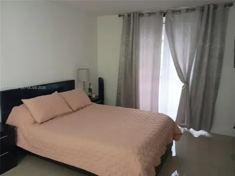 8275 SW 152nd Avenue Miami FL 33193
