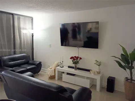8275 SW 152nd Avenue Miami FL 33193