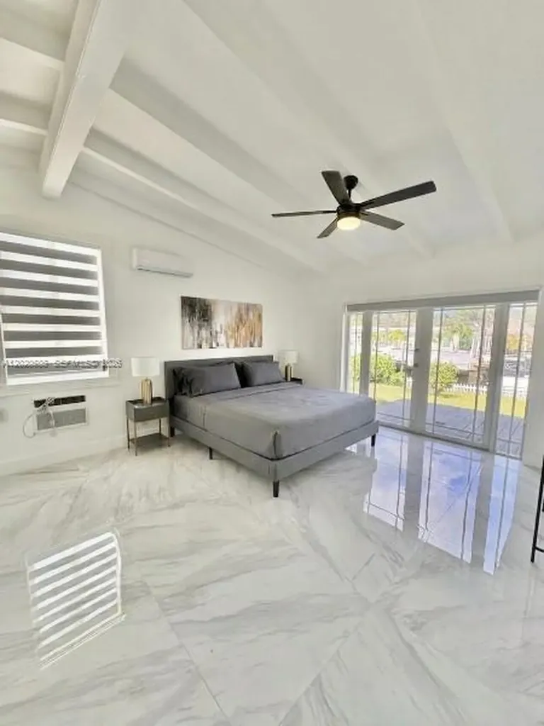 2430 Key Largo Lane Fort Lauderdale FL 33312