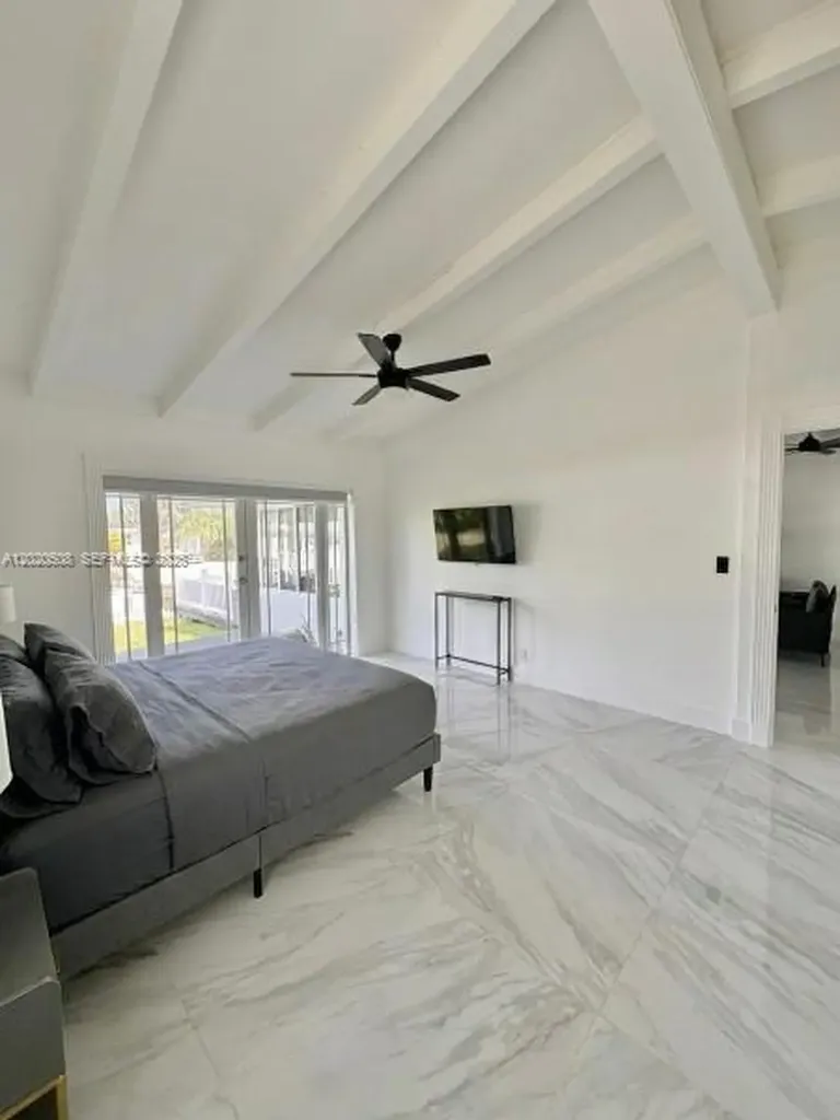 2430 Key Largo Lane Fort Lauderdale FL 33312