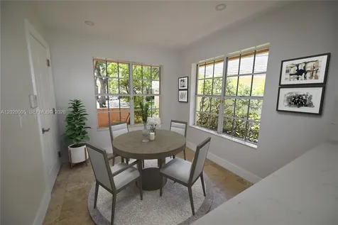 2125 Harbor Way Weston FL 33326