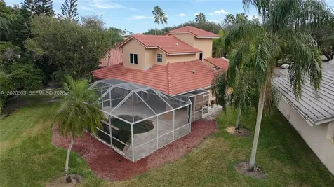 2125 Harbor Way Weston FL 33326