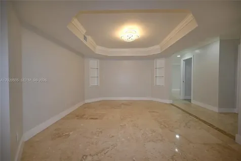 2125 Harbor Way Weston FL 33326
