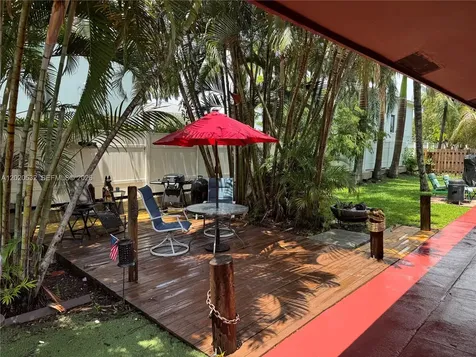 4518 SW 33rd Avenue Dania Beach FL 33312