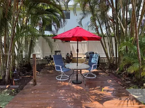 4518 SW 33rd Avenue Dania Beach FL 33312