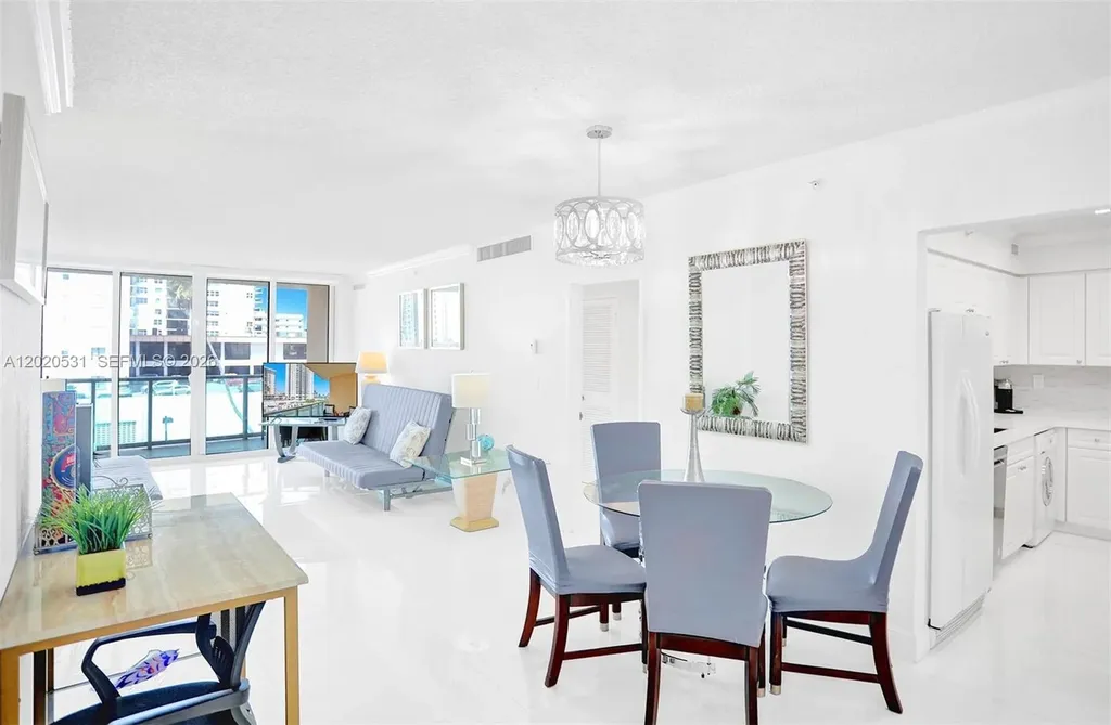 2501 S Ocean Drive Hollywood FL 33019
