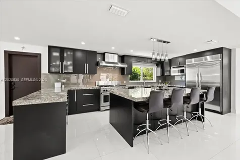 11600 SW 1st Street Plantation FL 33325