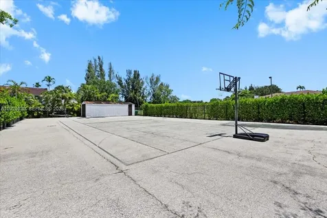 11600 SW 1st Street Plantation FL 33325