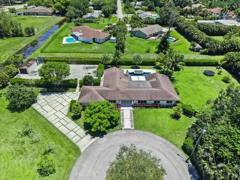 11600 SW 1st Street Plantation FL 33325