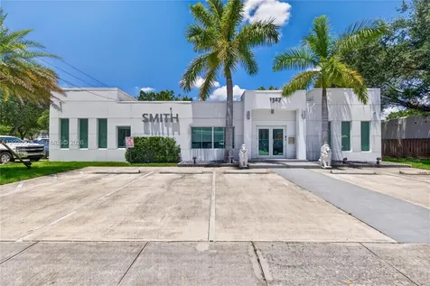 1327 SE 2nd Avenue Fort Lauderdale FL 33316