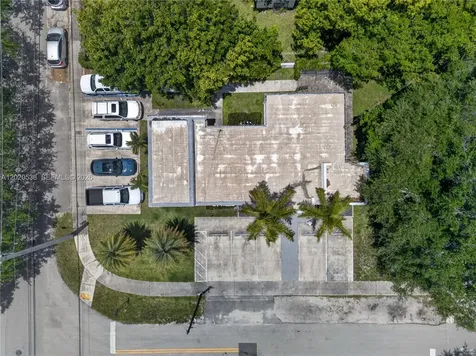 1327 SE 2nd Avenue Fort Lauderdale FL 33316