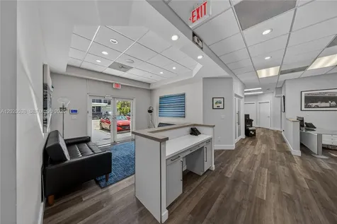 1327 SE 2nd Avenue Fort Lauderdale FL 33316