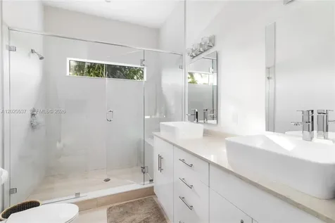 3362 SW 23rd Terrace Miami FL 33145