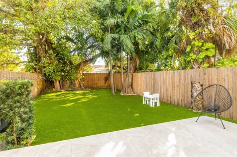 3362 SW 23rd Terrace Miami FL 33145