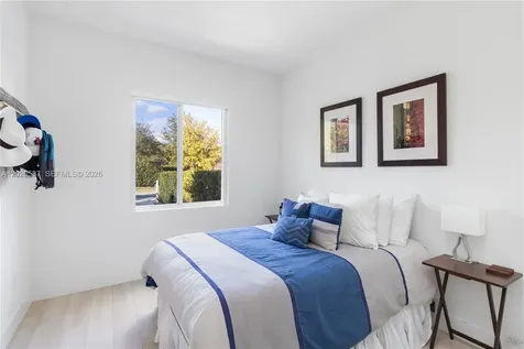 3362 SW 23rd Terrace Miami FL 33145