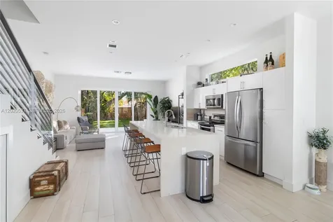 3362 SW 23rd Terrace Miami FL 33145