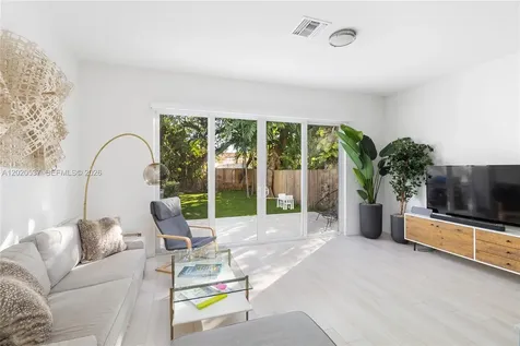 3362 SW 23rd Terrace Miami FL 33145