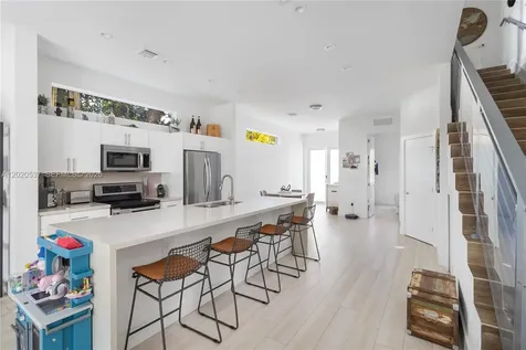 3362 SW 23rd Terrace Miami FL 33145