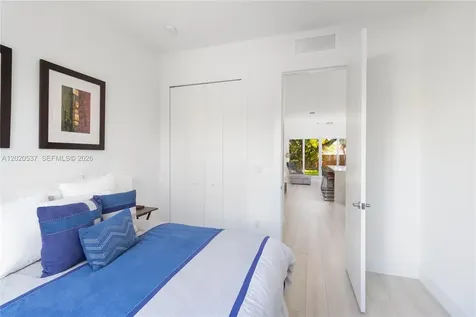 3362 SW 23rd Terrace Miami FL 33145