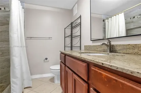 100 Lakeview Drive Weston FL 33326