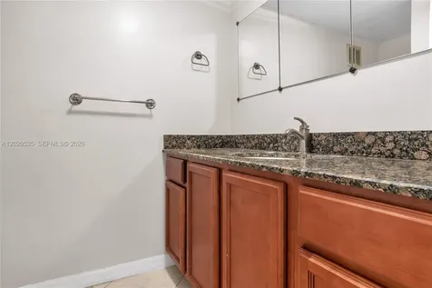 100 Lakeview Drive Weston FL 33326