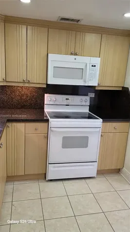 8107 SW 72nd Avenue Miami FL 33143