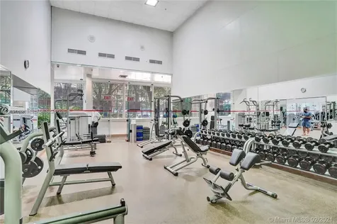 1000 Quayside Terrace Miami FL 33138