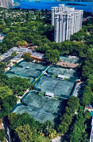 1000 Quayside Terrace Miami FL 33138