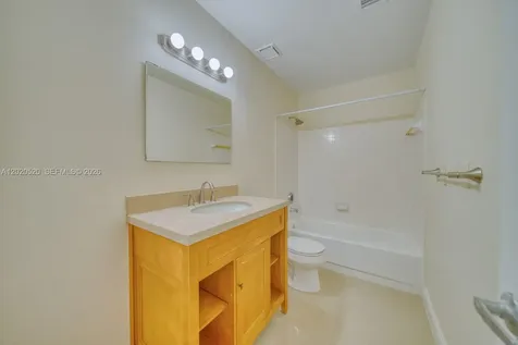 18326 NW 68th Avenue Hialeah FL 33015