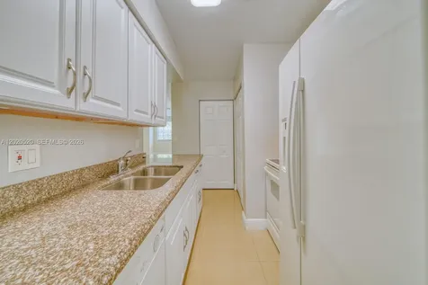18326 NW 68th Avenue Hialeah FL 33015