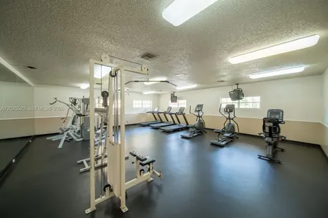 18326 NW 68th Avenue Hialeah FL 33015
