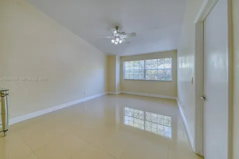 18326 NW 68th Avenue Hialeah FL 33015