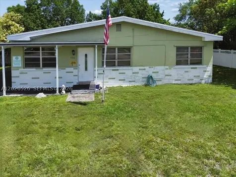 5761 SW 41st Street West Park FL 33023