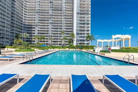 7601 E Treasure Drive North Bay Village FL 33141