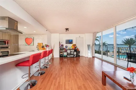 7601 E Treasure Drive North Bay Village FL 33141