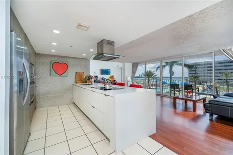 7601 E Treasure Drive North Bay Village FL 33141