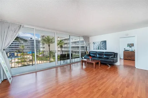 7601 E Treasure Drive North Bay Village FL 33141