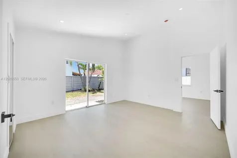 7868 NW 194th Street Hialeah FL 33015