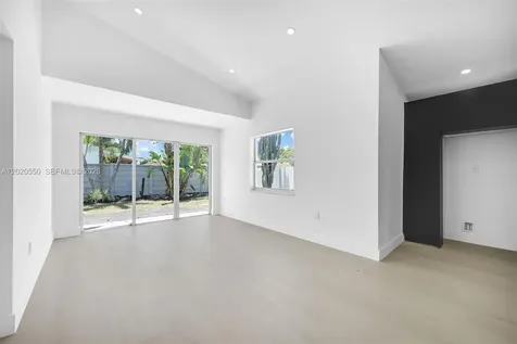 7868 NW 194th Street Hialeah FL 33015