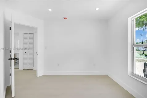 7868 NW 194th Street Hialeah FL 33015